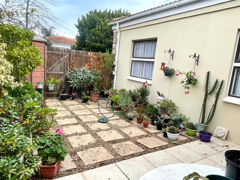 3 Bedroom Property for Sale in Somerset West Western Cape